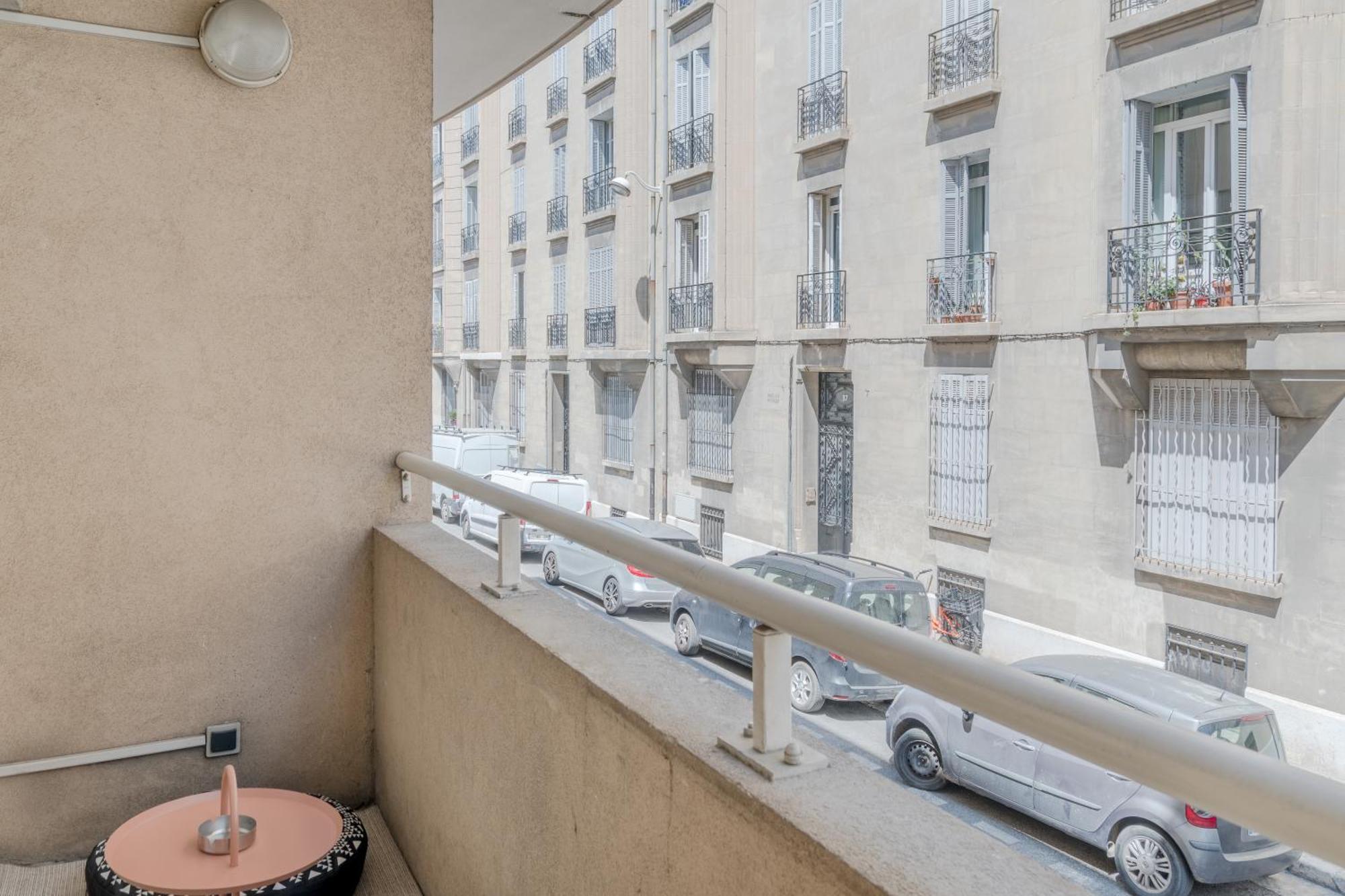 Charmant T2 Avec Balcon - Chaves Marseille Exterior photo